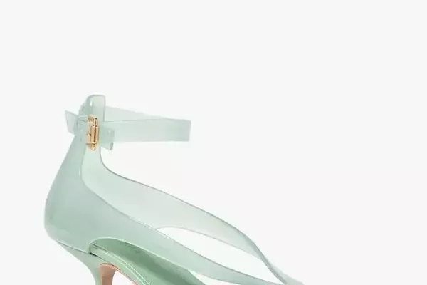 Spring 2026: The Rise of Mint Green Footwear
