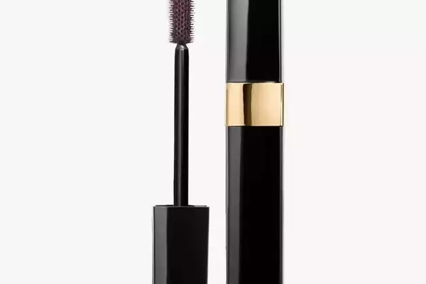 The Rise of Brown Mascara: A Guide to Enhanced Natural Beauty