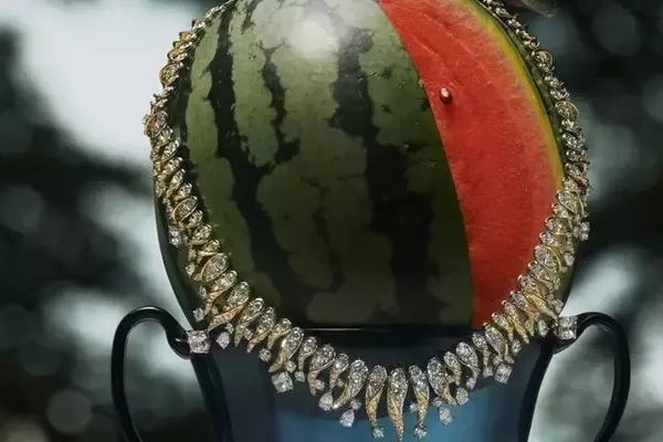 April's Luster: Diamond Day and Jewelry Trends