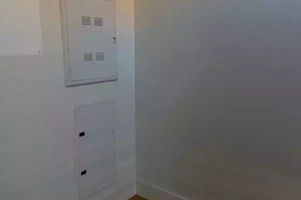 Transforming Spaces: The Art of Custom Closet Organization