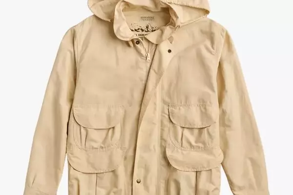 Banana Republic Reissues Classic Outdoor Gear from Its Archives