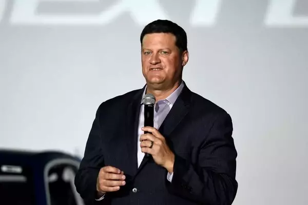 New Leadership to Revitalize NASCAR with Focus on Unity and Excitement