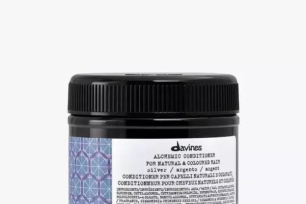 The Ultimate Guide to Color-Depositing Hair Masks for Lasting Vibrancy