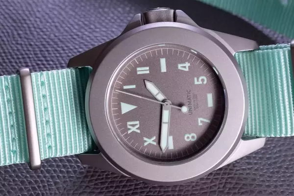 UNIMATIC Modello Quattro U4S-T-LB: A Titanium Daytime Tool Watch Review