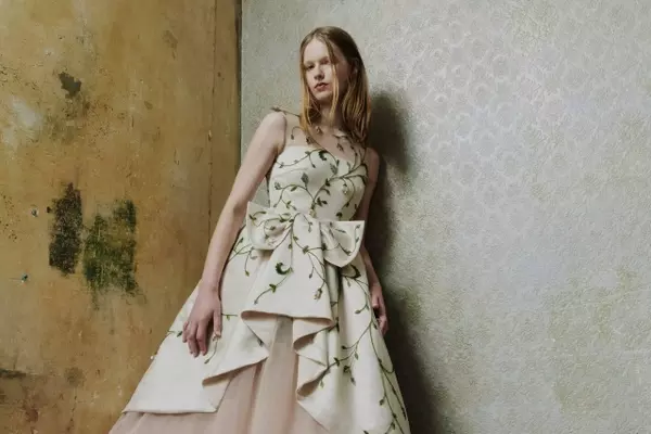 Huishan Zhang's Spring 2027 Collection: A Symphony of Craftsmanship and Innovation
