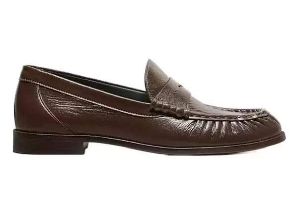 Essential Footwear for the Autumn Season: Your Guide to Fall Shoes