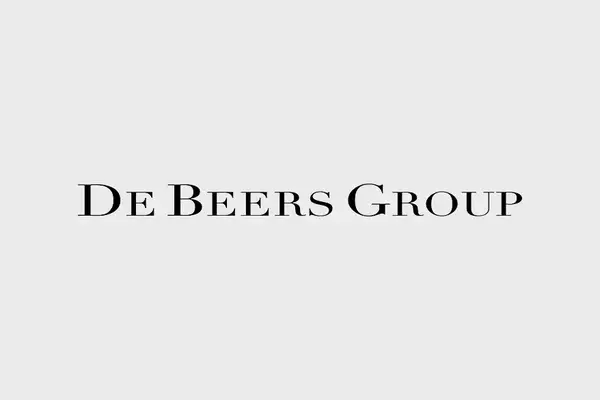 De Beers Unveils New Cabochon Diamond Collection to Emphasize Natural Origin