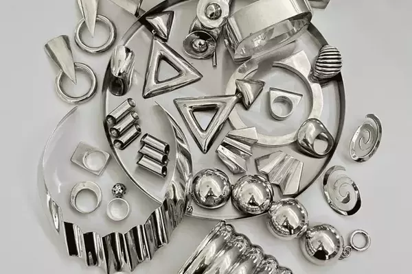 The Resurgence of Vintage Sterling Silver Jewelry in Fashion