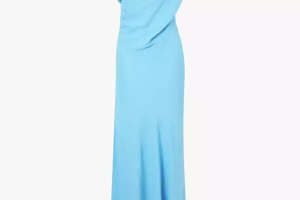 Mastering the Semi-Formal Wedding Guest Dress Code