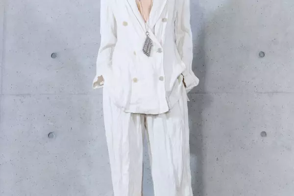 Emporio Armani's Spring 2027 Collection: A Reflection on Time and Succession