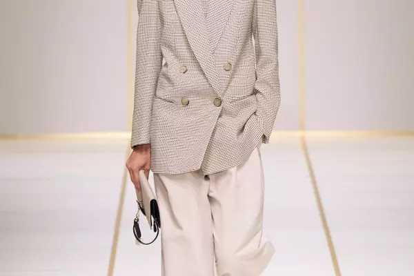 Giorgio Armani's Spring 2027 Ready-to-Wear Collection: A Vision of Sophistication