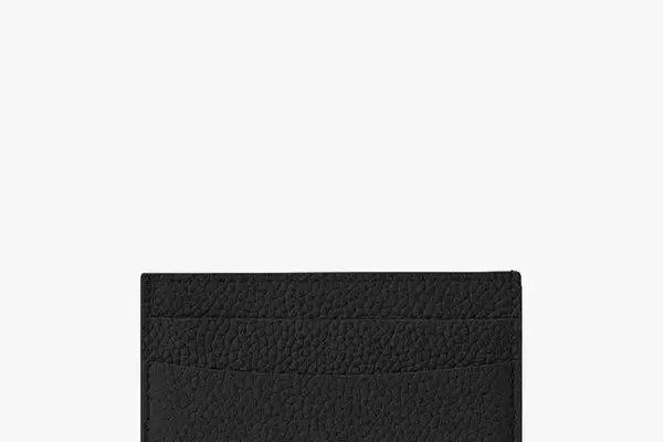 Vogue's Premier Guide: Luxurious Gifts Under $100 for Every Occasion