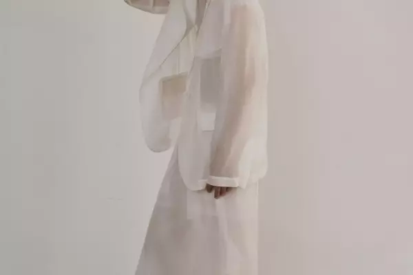 Co's Spring Collection: Embracing Weightless Elegance for Extreme Heat