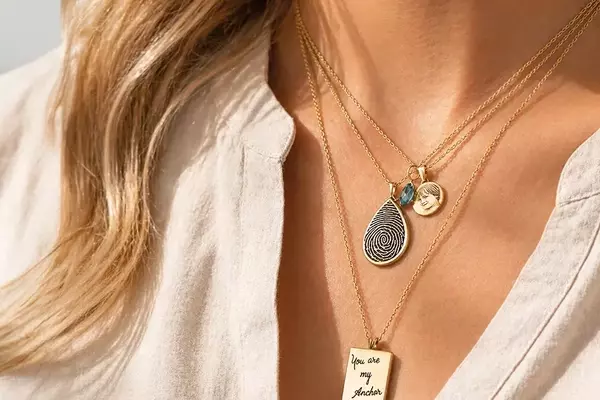 Kin & Pebble Celebrates Two Decades of Personalized Jewelry Craftsmanship