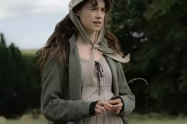 The Costume Design of "Sense and Sensibility": Blending History with High Fashion