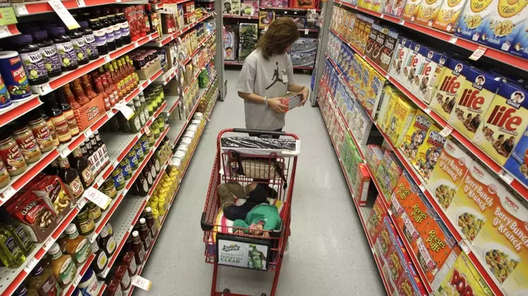 Texas Enacts Groundbreaking Food Labeling Law Amid National Debate Over Additives