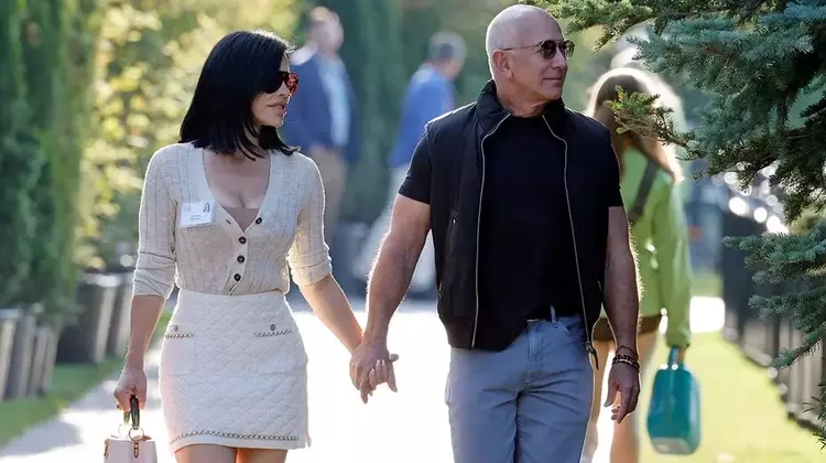Jeff Bezos and Lauren Sanchez Prepare for Lavish Venice Wedding Amid Public Scrutiny