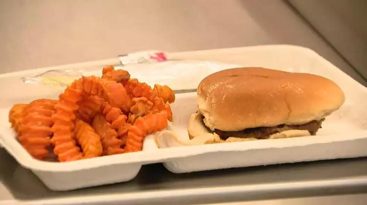 Summer Nutrition Programs Keep Maryland Students Fed During School Break