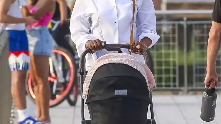 Naomi Campbell: A Supermodel’s Journey into Motherhood Amidst Nature and Nurture