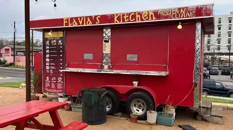 Austin Food Trucks Shine on Yelp’s National Ranking for 2025