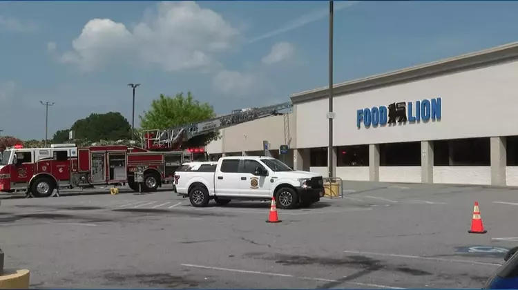 Evacuation Underway at Greenville Grocery Store Following Afternoon Fire