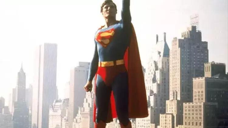 The Evolution of Superman: From Archetype to Romantic Lead