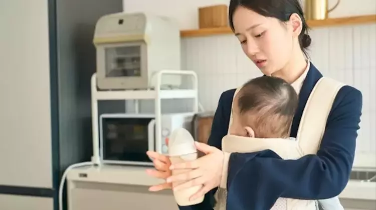 Navigating Parenthood: Balancing Work and Family Time with Young Children