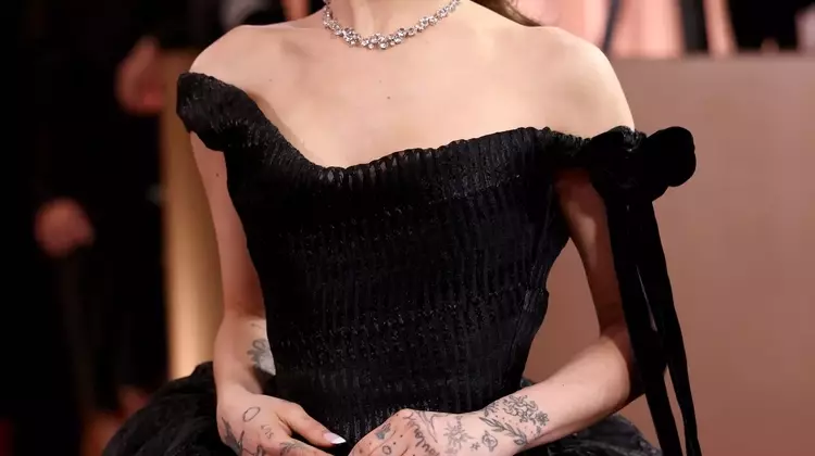 The Rise of the Flat Brow: A 2026 Beauty Trend