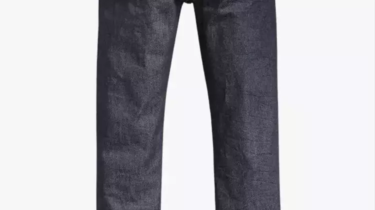 The Ultimate Guide to Raw Denim Jeans: From Classics to Cult Favorites