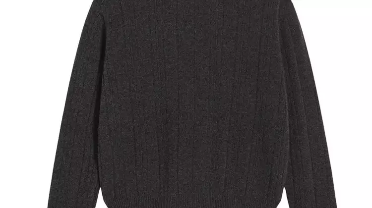 Stovepipe Jeans: The Versatile Denim Trend Redefining Style