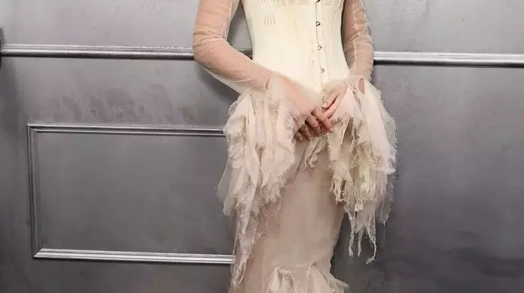 The Corset's Comeback: Versatile Styling for Modern Fashion