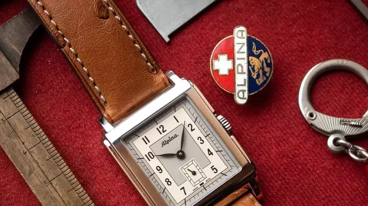The Enduring Appeal of Legacy in Timepiece Design: A Discussion on "Heritage" Watches
