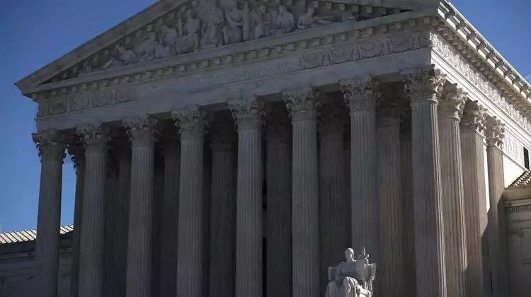 Supreme Court Intervenes in New York Redistricting, Favoring GOP