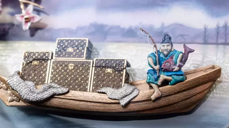 Louis Vuitton's Escale Au Mont Fuji Pocket Watch: A Masterpiece of Horological Artistry