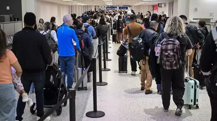 Navigating Air Travel Amidst Extended Airport Security Delays