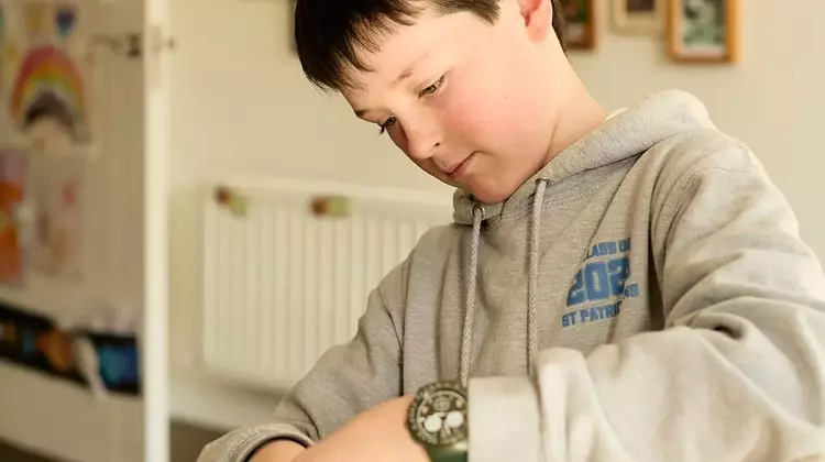 Irish Village Embarks on Digital Detox for Children