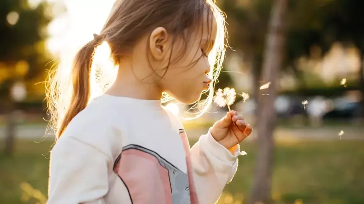 Choosing Gentle Baby Names: A Modern Guide