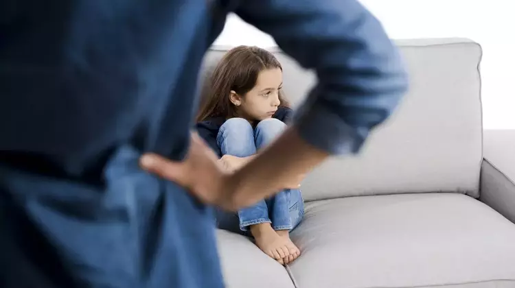 Understanding Authoritarian Parenting: Characteristics, Benefits, Drawbacks, and Alternatives