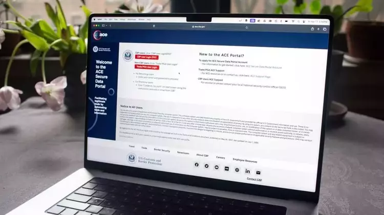US Customs Initiates Tariff Refund Process Following Supreme Court Ruling