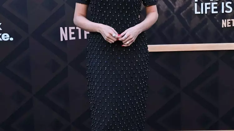 Selena Gomez's Red Carpet Style: A Nod to Vintage Glamour