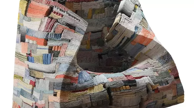 Jongjin Park Wins Loewe Foundation Craft Prize for "Strata of Illusion"