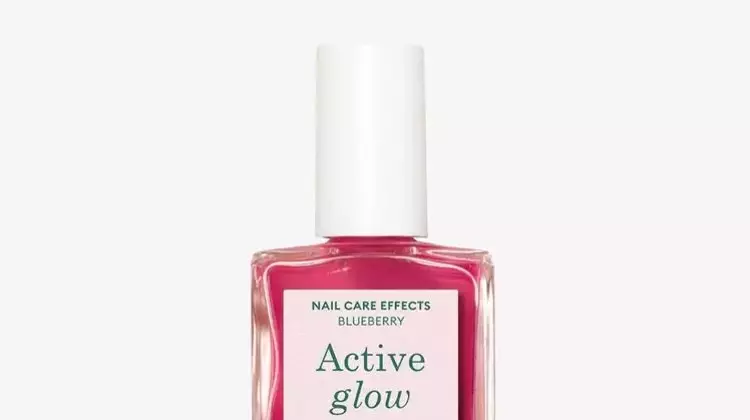 The Rise of Chiffon Nails: Celebrities' New Minimalist Manicure Obsession