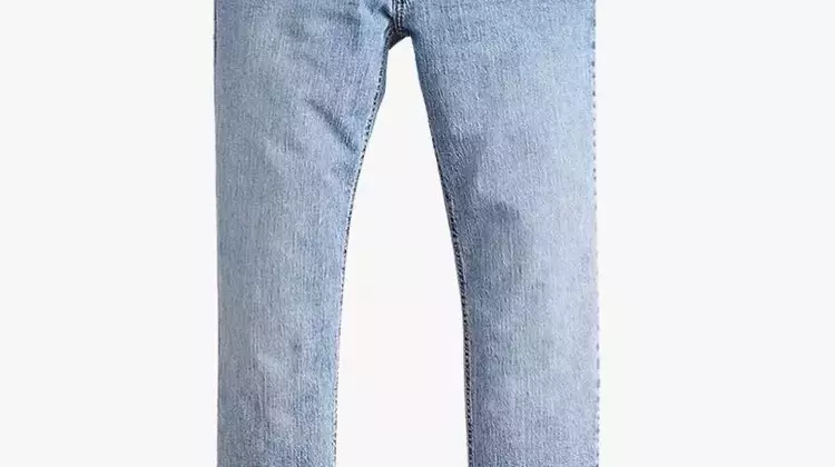 The Ultimate Guide to Athletic Fit Jeans for Muscular Builds