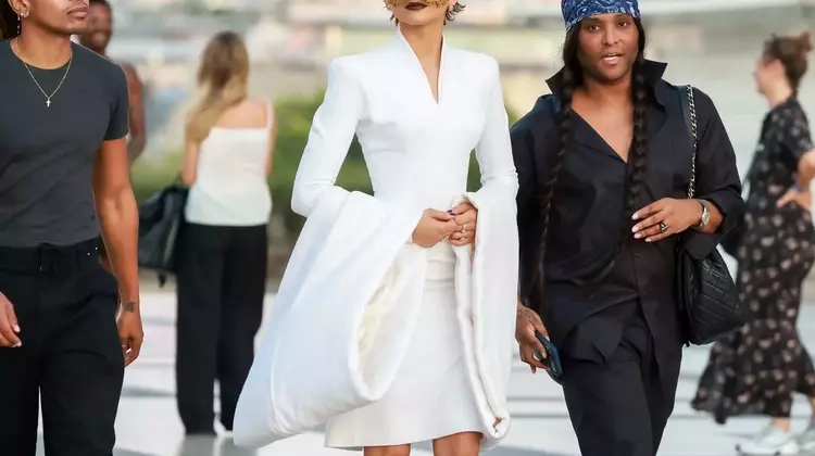 Zendaya's Unparalleled Red Carpet Fashion: A Deep Dive into Her Stylist's Masterful Strategy
