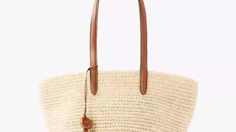 The Editors' Picks: Essential Handbags for Daily Life