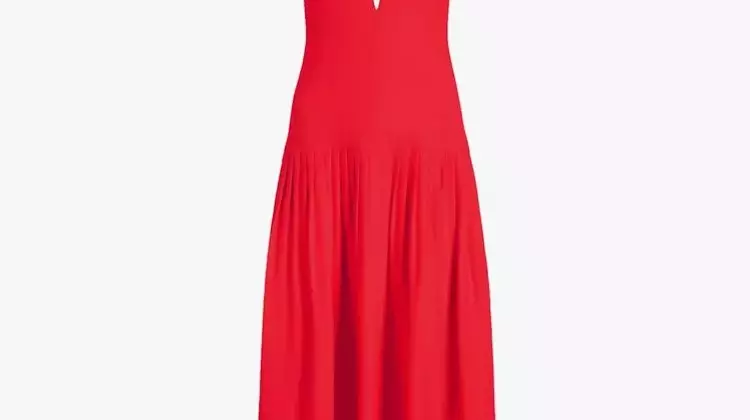 Perfect Beach Wedding Guest Attire:  Stylish Dresses for Coastal Celebrations