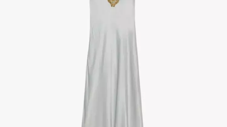 Embrace Summer Romance: A Guide to Dreamy and Feminine Styles