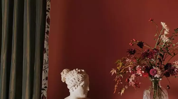 Bringing Ancient Greek Aesthetic into Modern Homes
