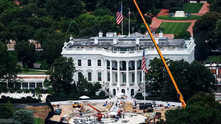 White House Helipad Project Faces Setback and Redesign