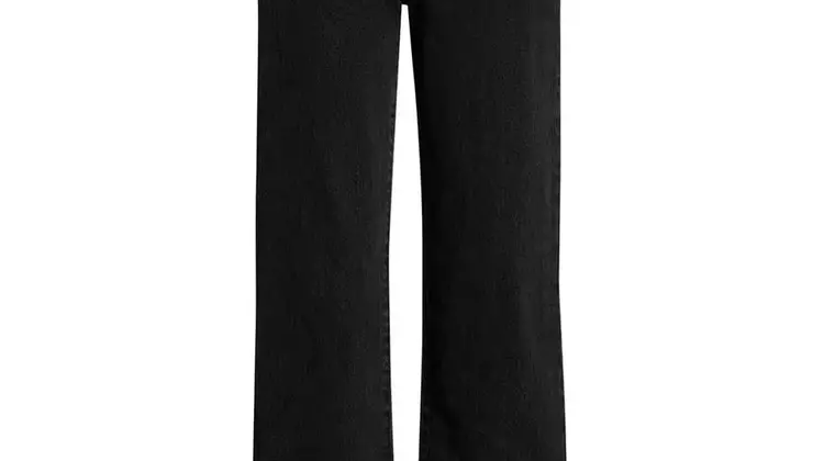 Discover Unbeatable Deals on Denim During Nordstrom's Anniversary Sale